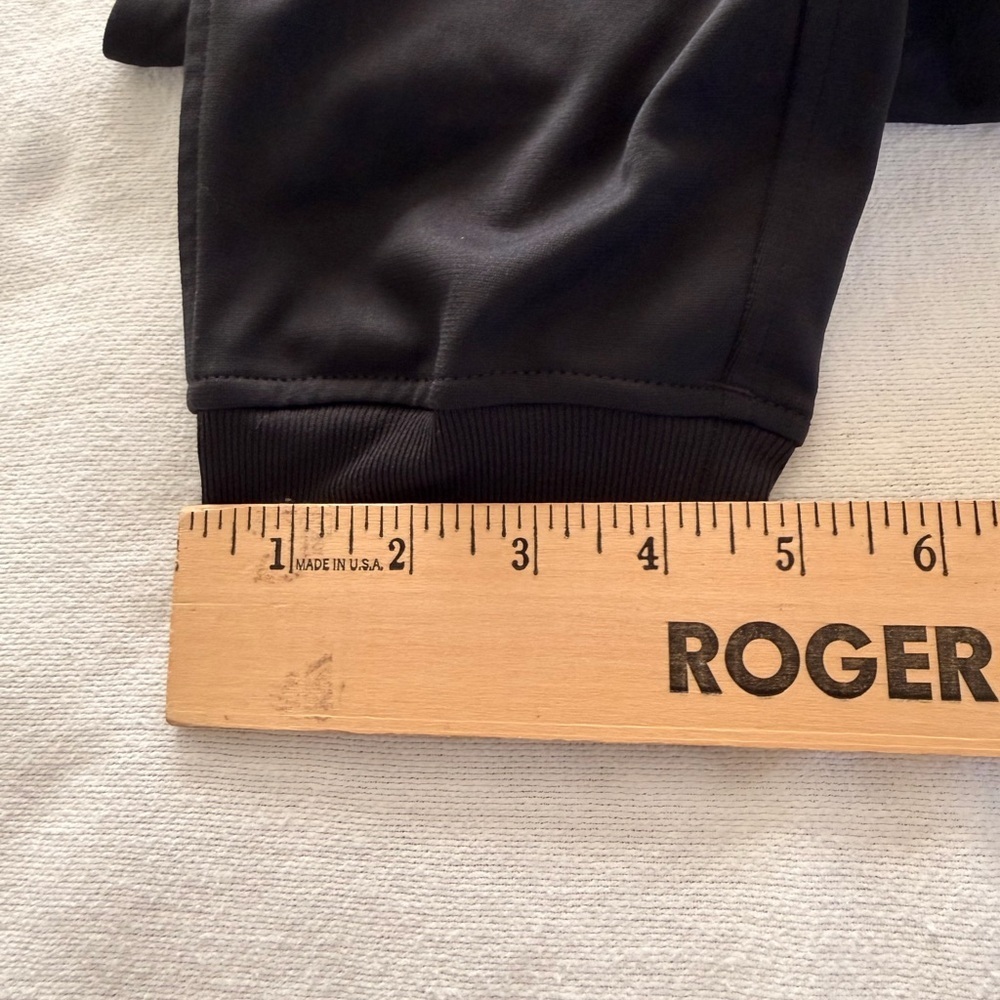 Under Armour Men’s Black Jogger Sweatpants Loose Fit Size M Zip Pockets - Picture 6 of 9